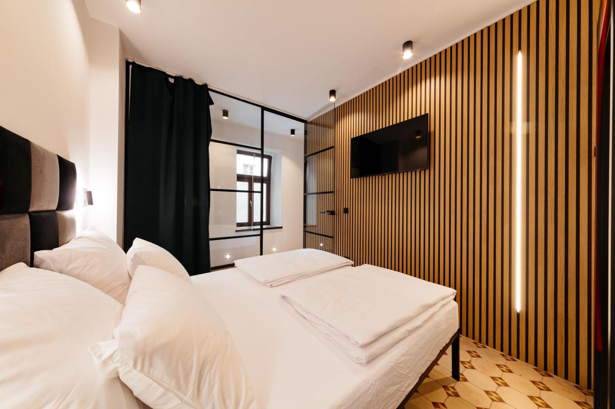 Main Square Apartments & Rooms ماريبور المظهر الخارجي الصورة